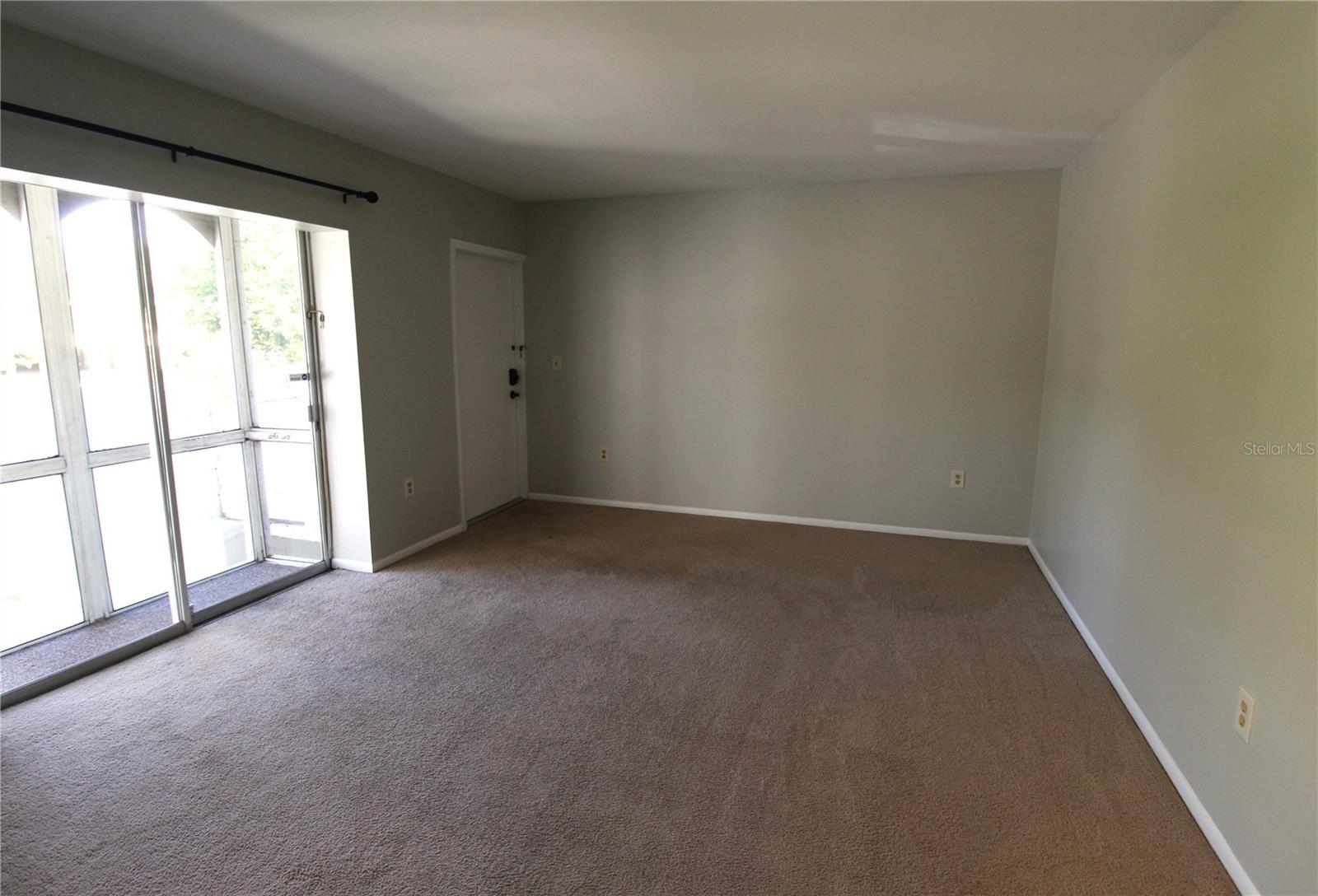 Image 5 of 9 For 2304 Ringling Boulevard 207