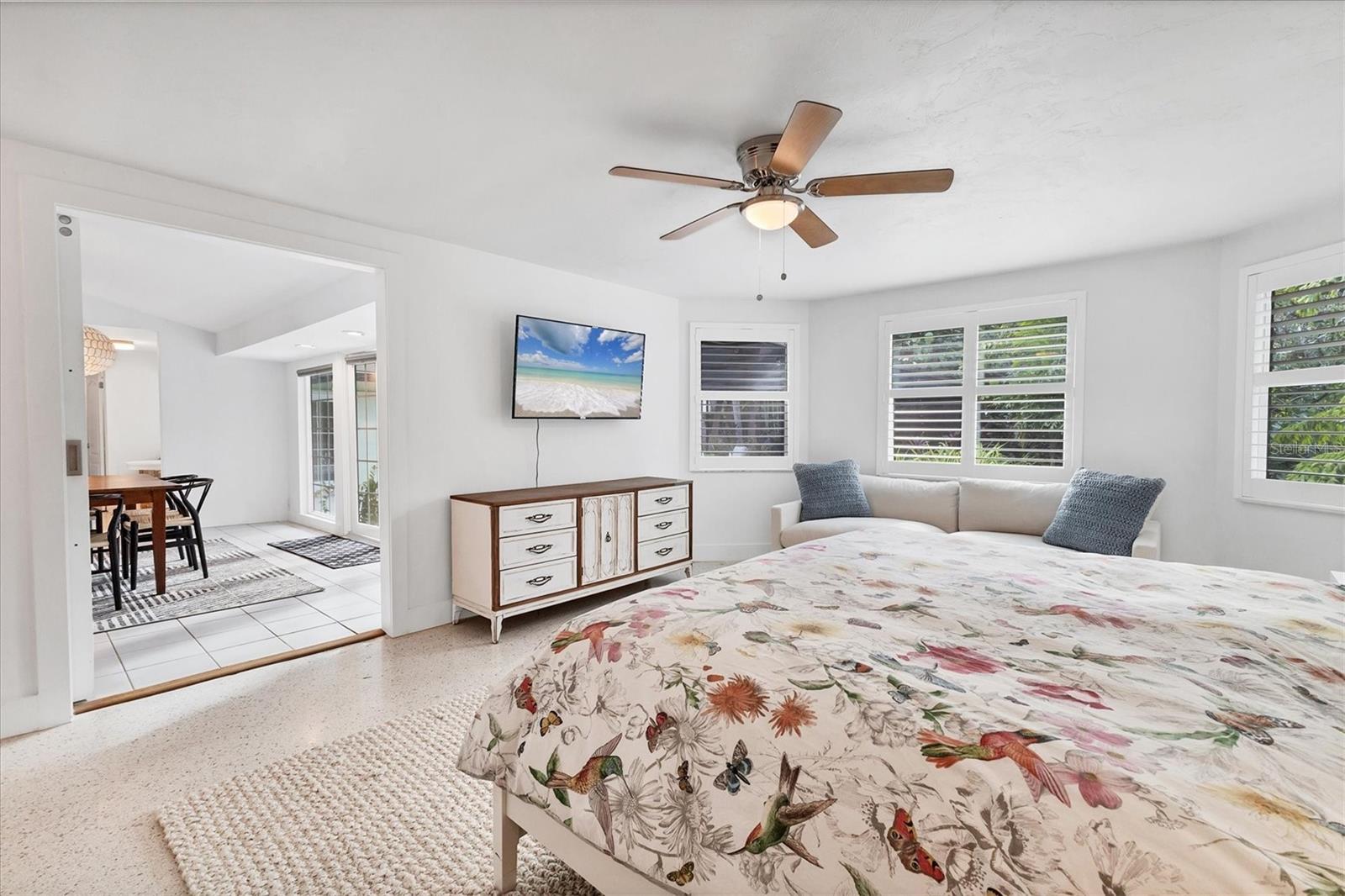 Image 22 of 52 For 5112 Oakmont Place