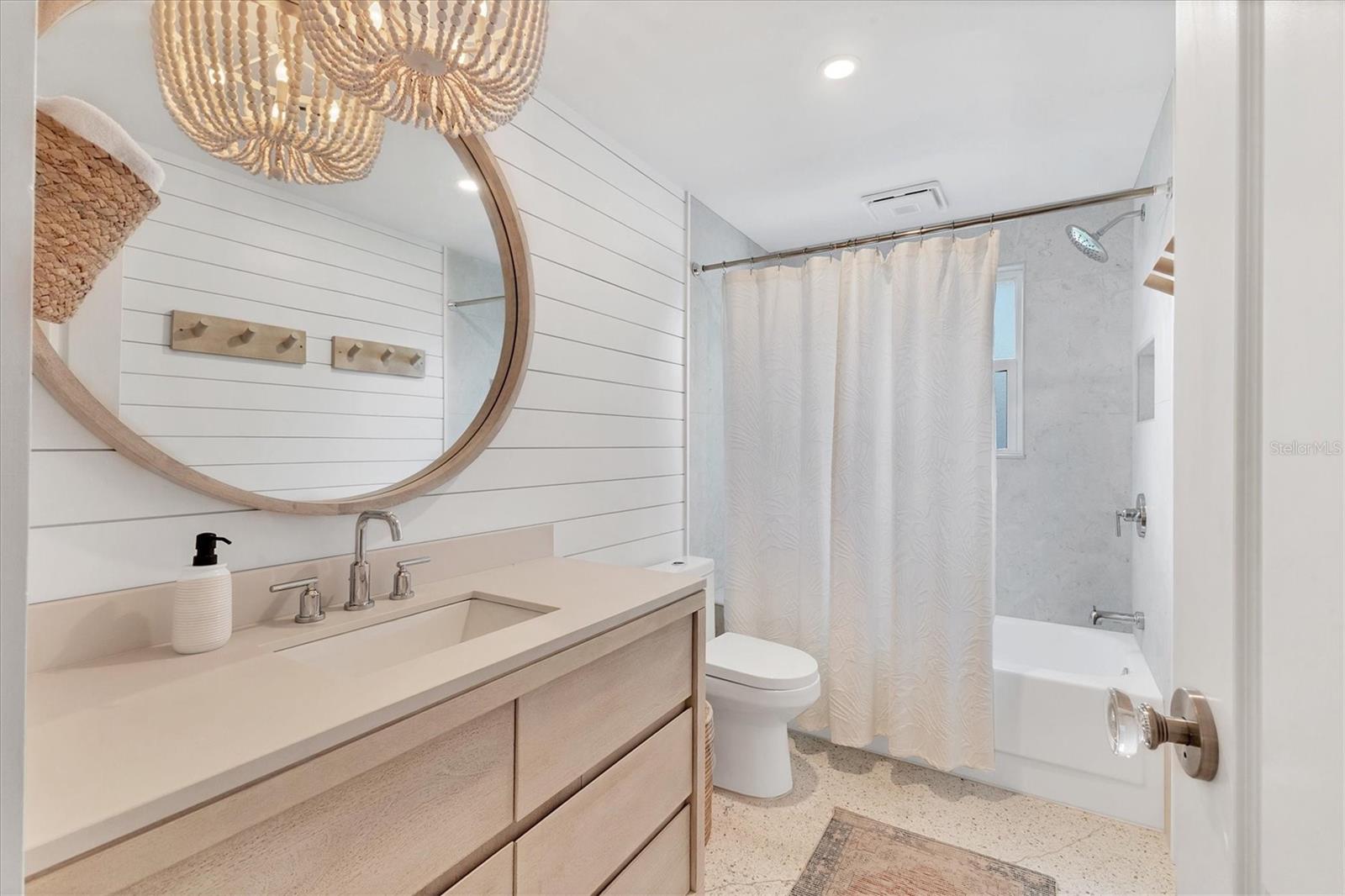 Image 26 of 52 For 5112 Oakmont Place