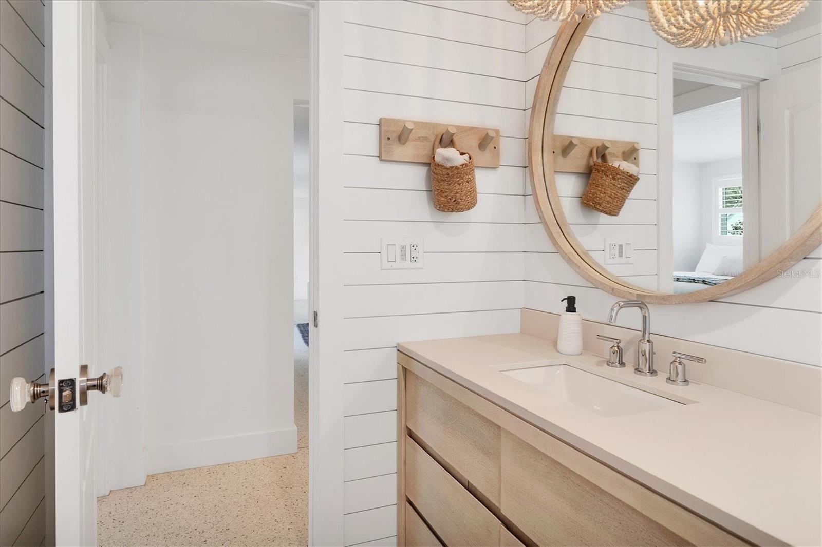 Image 27 of 52 For 5112 Oakmont Place