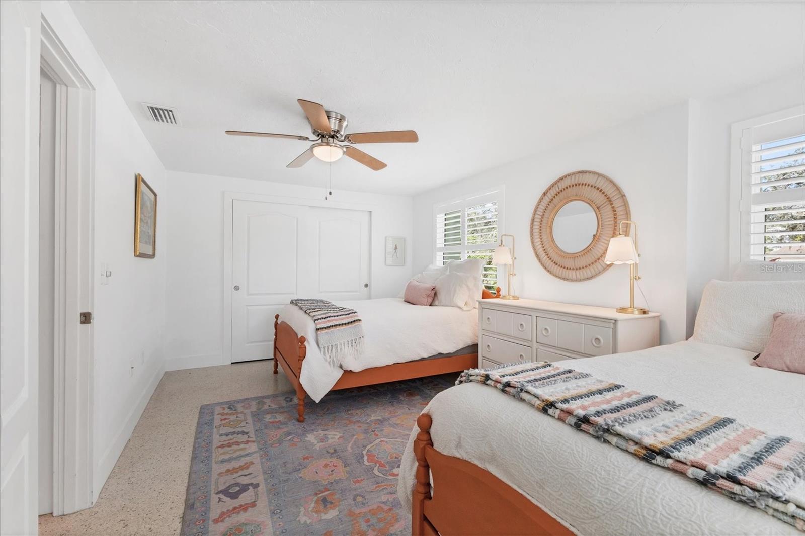 Image 28 of 52 For 5112 Oakmont Place