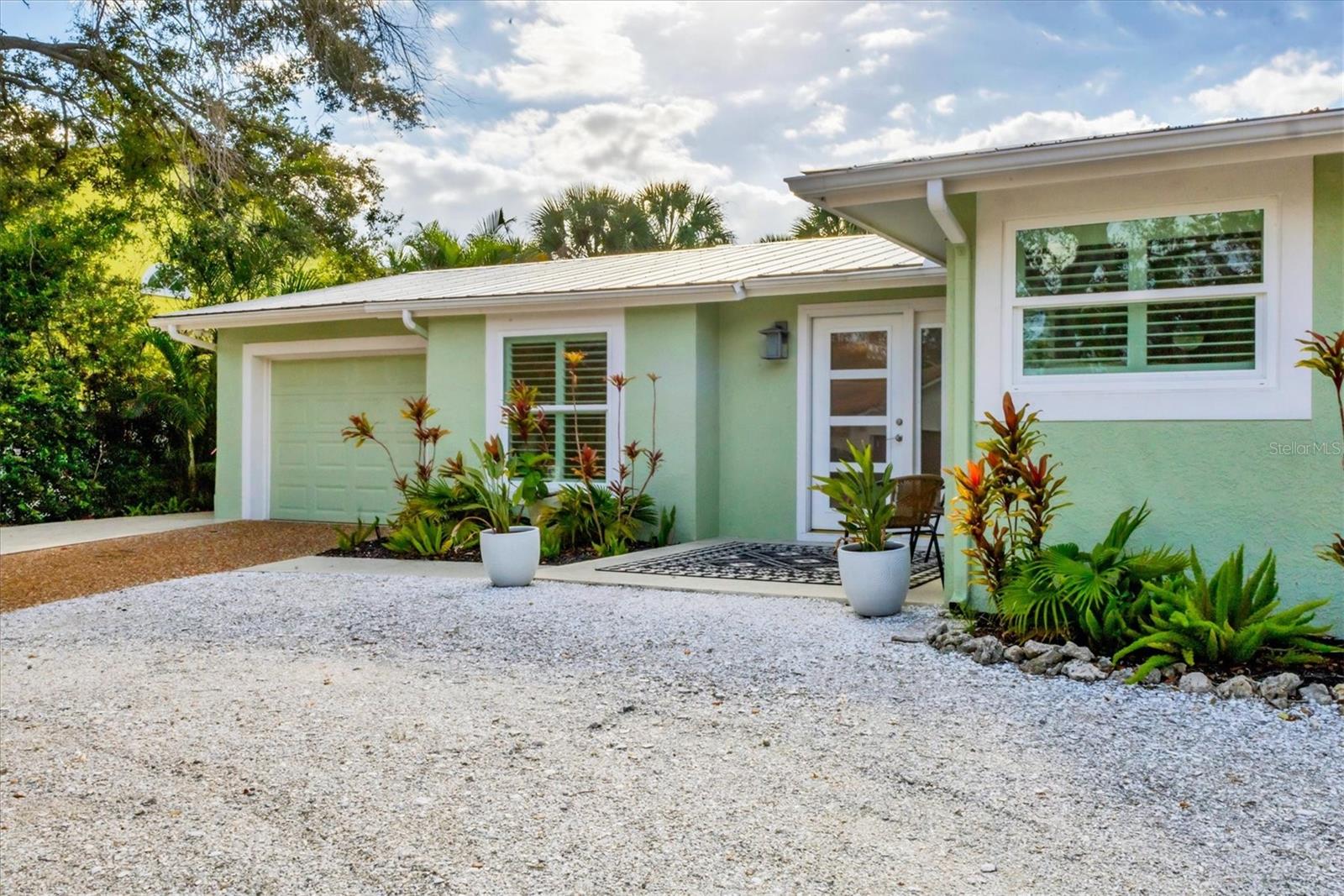 Image 3 of 52 For 5112 Oakmont Place