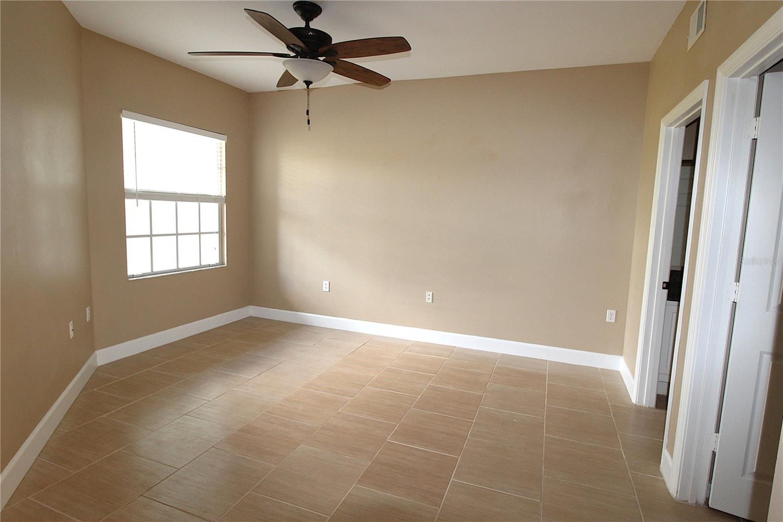 Image 8 of 21 For 5459 Bentgrass Drive 204