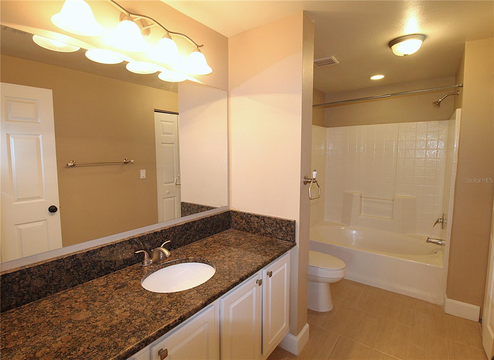 Image 9 of 21 For 5459 Bentgrass Drive 204
