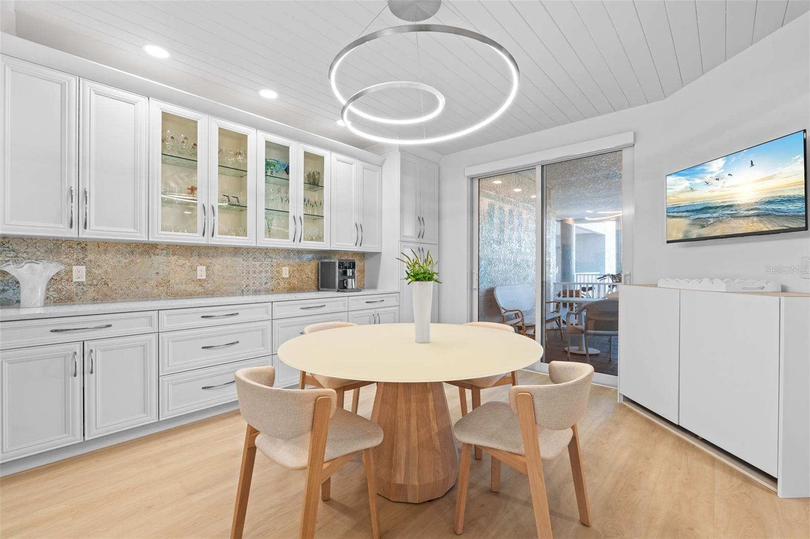 Image 5 of 46 For 1260 Dolphin Bay Way 301