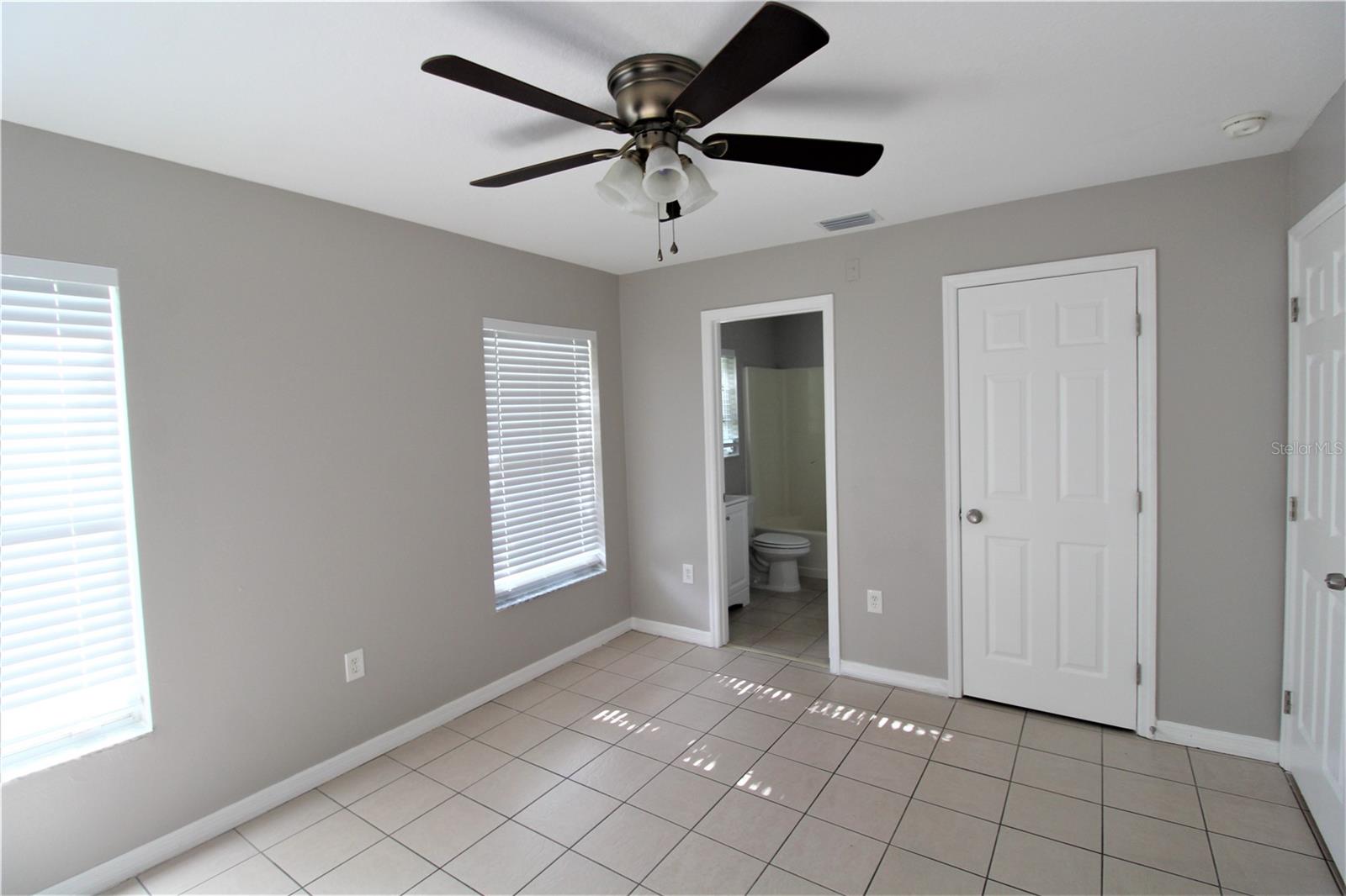Image 7 of 13 For 5525 Palmer Boulevard B