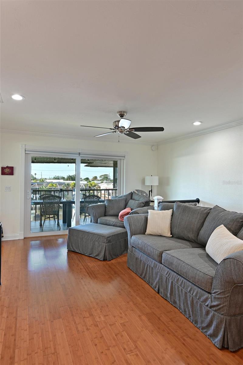 Image 11 of 49 For 10313 Waterbird Way 4