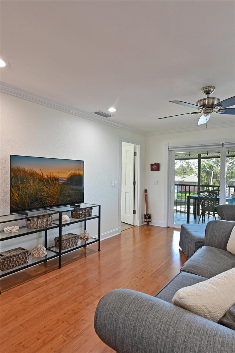 Image 18 of 49 For 10313 Waterbird Way 4