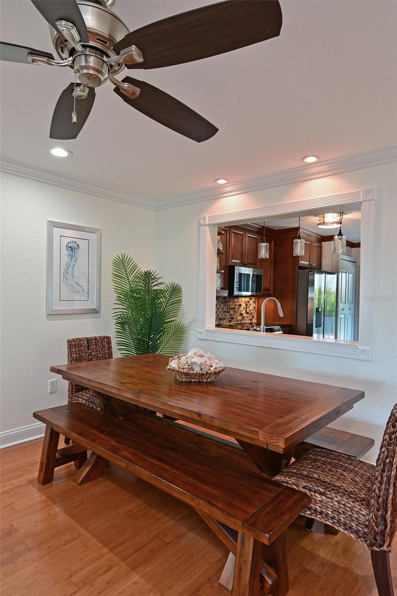 Image 19 of 49 For 10313 Waterbird Way 4