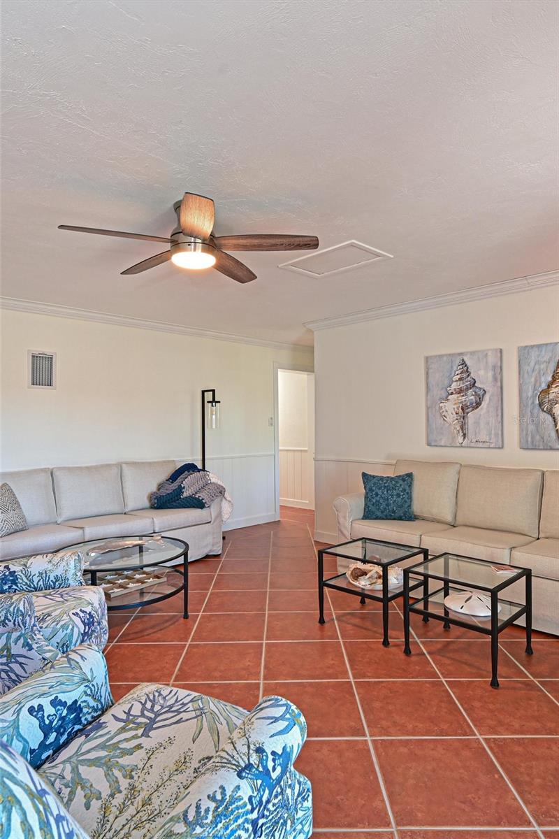 Image 23 of 49 For 10313 Waterbird Way 4