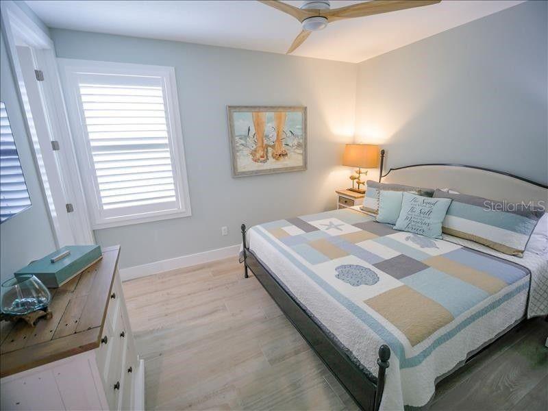 Image 17 of 44 For 2305 Avenue C