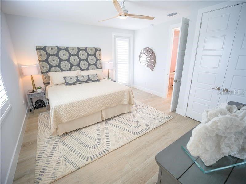 Image 19 of 44 For 2305 Avenue C