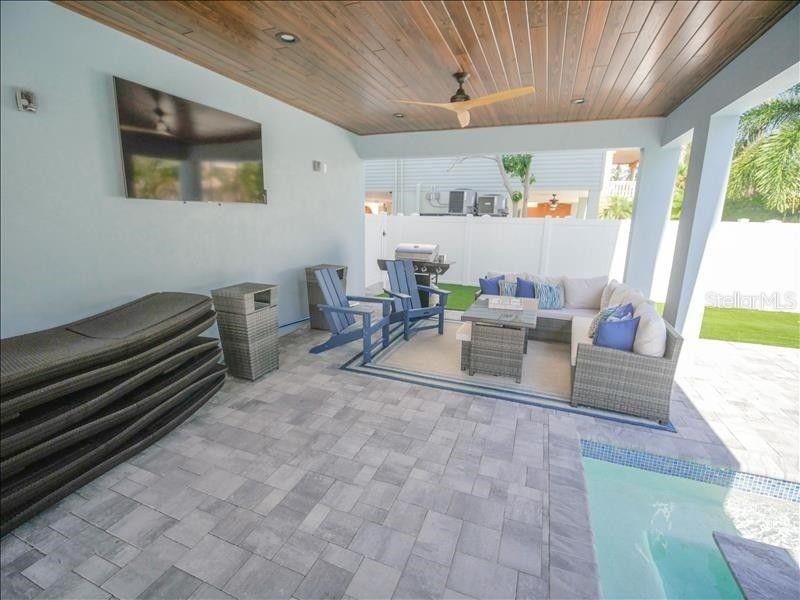 Image 39 of 44 For 2305 Avenue C