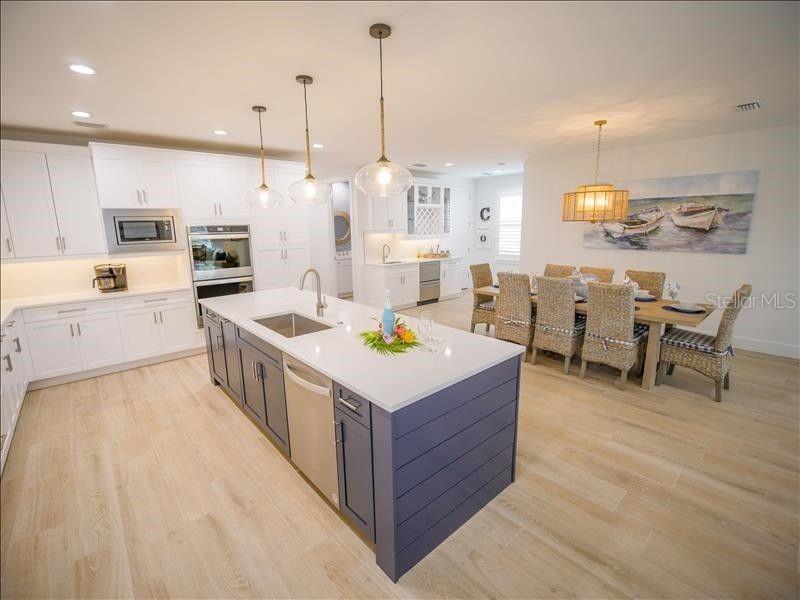 Image 5 of 44 For 2305 Avenue C