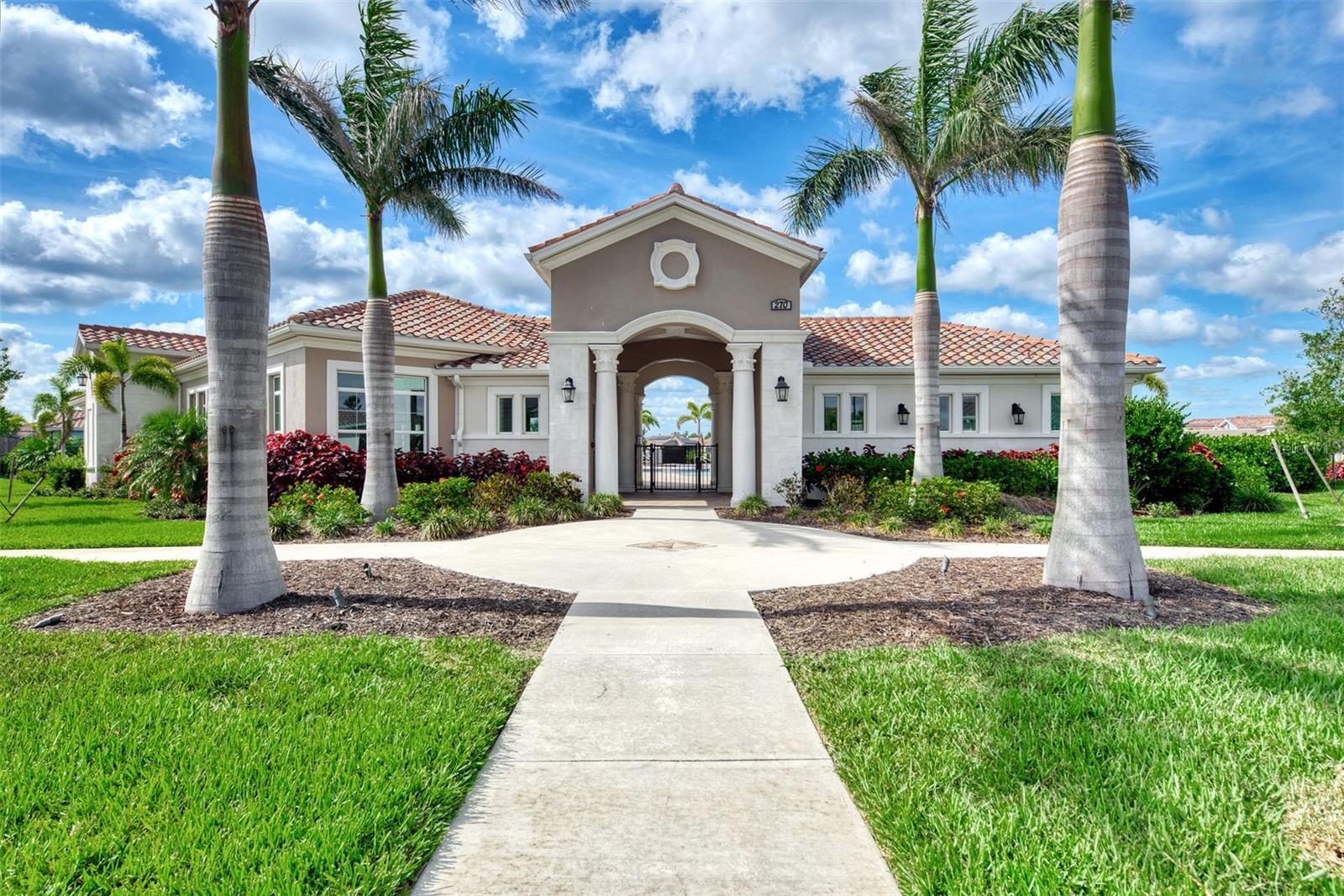 Image 65 of 71 For 560 Mistiflower Circle