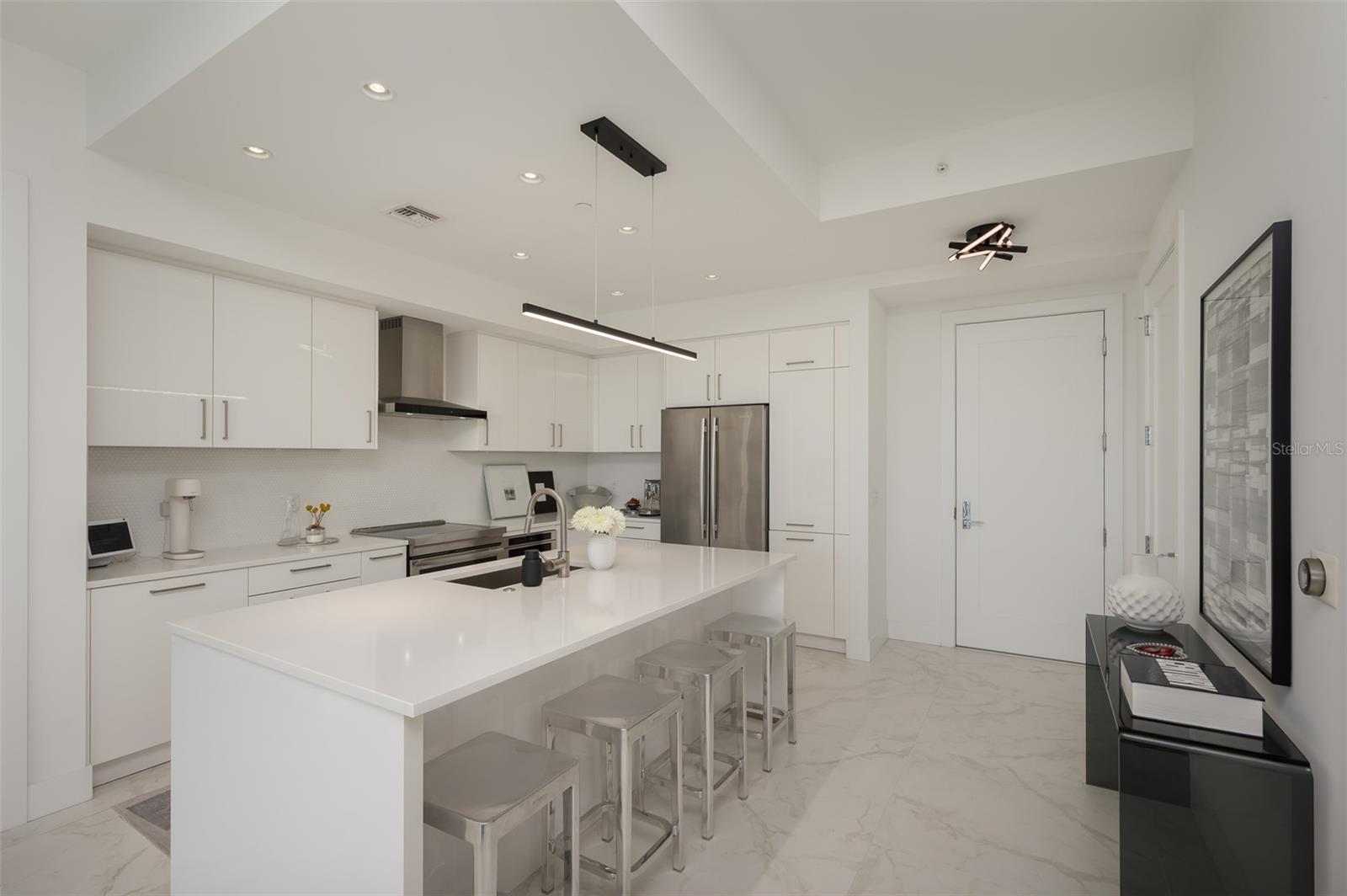 Image 10 of 62 For 111 Pineapple Avenue 1013