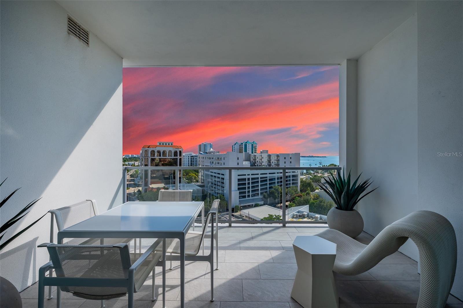 Image 30 of 62 For 111 Pineapple Avenue 1013