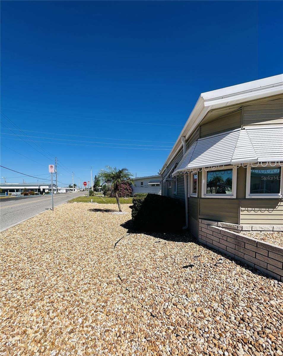 Image 38 of 67 For 1817 Pennsylvania Avenue