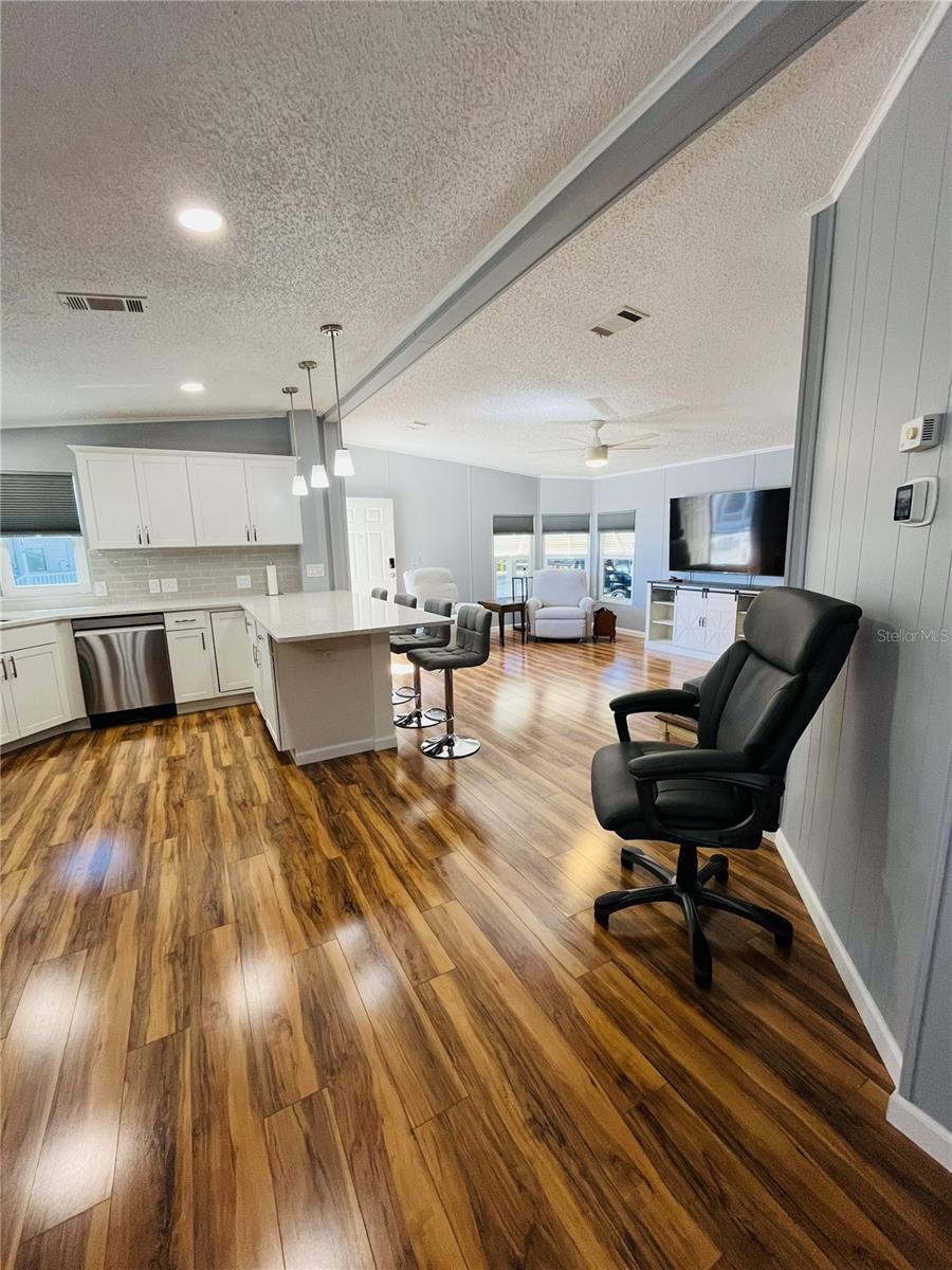 Image 4 of 67 For 1817 Pennsylvania Avenue