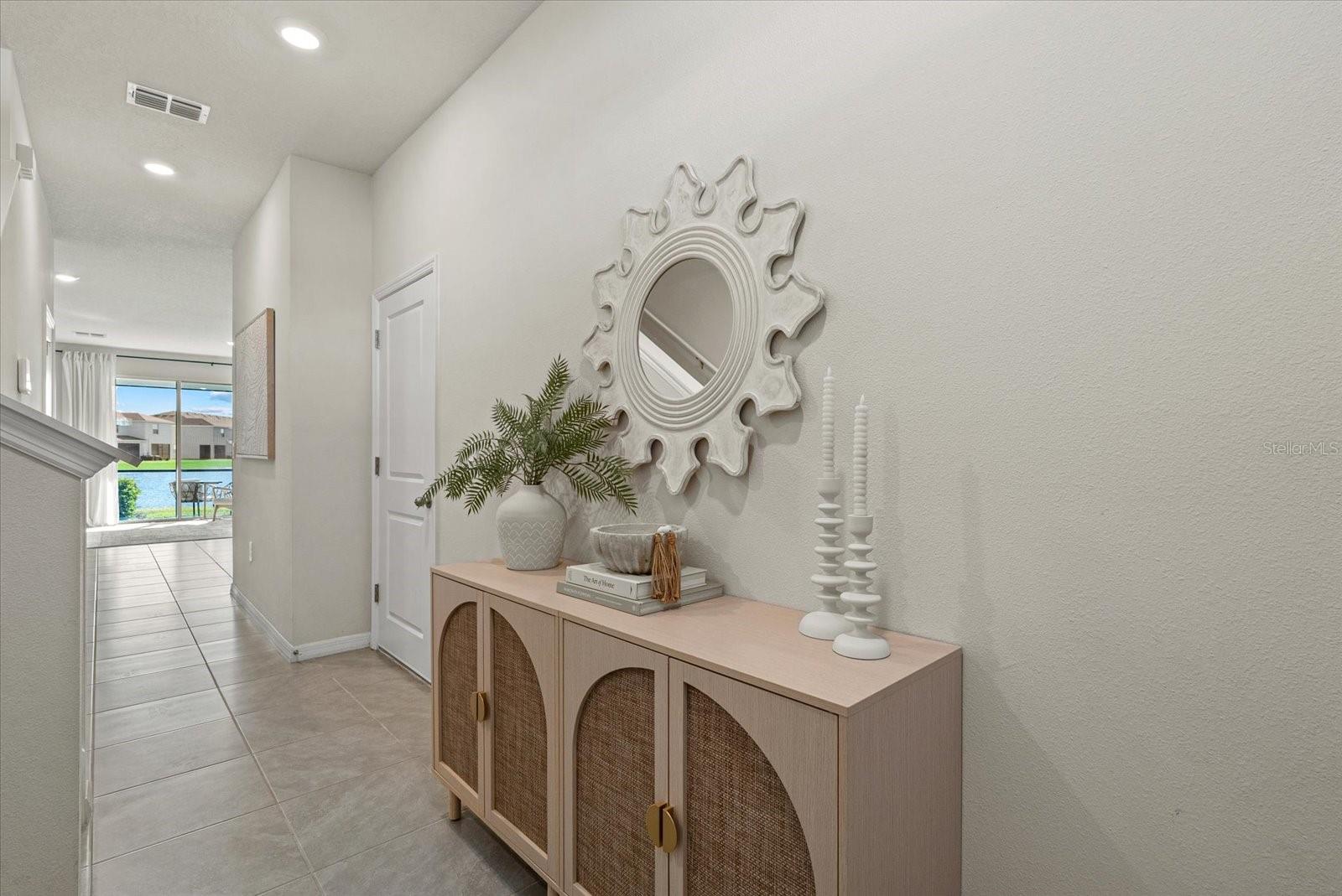 Image 3 of 79 For 17713 Crescent Moon Loop