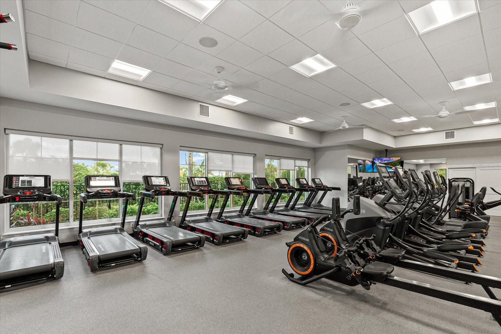 Image 70 of 79 For 17713 Crescent Moon Loop