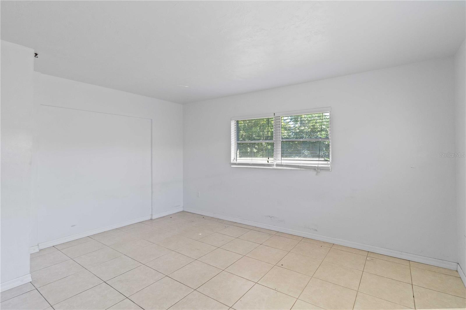 Image 14 of 30 For 2770 Wood Street