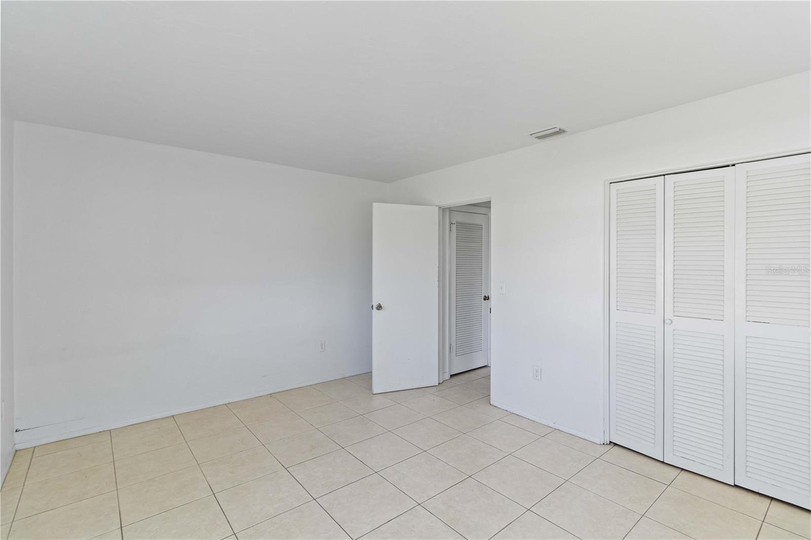 Image 21 of 30 For 2770 Wood Street