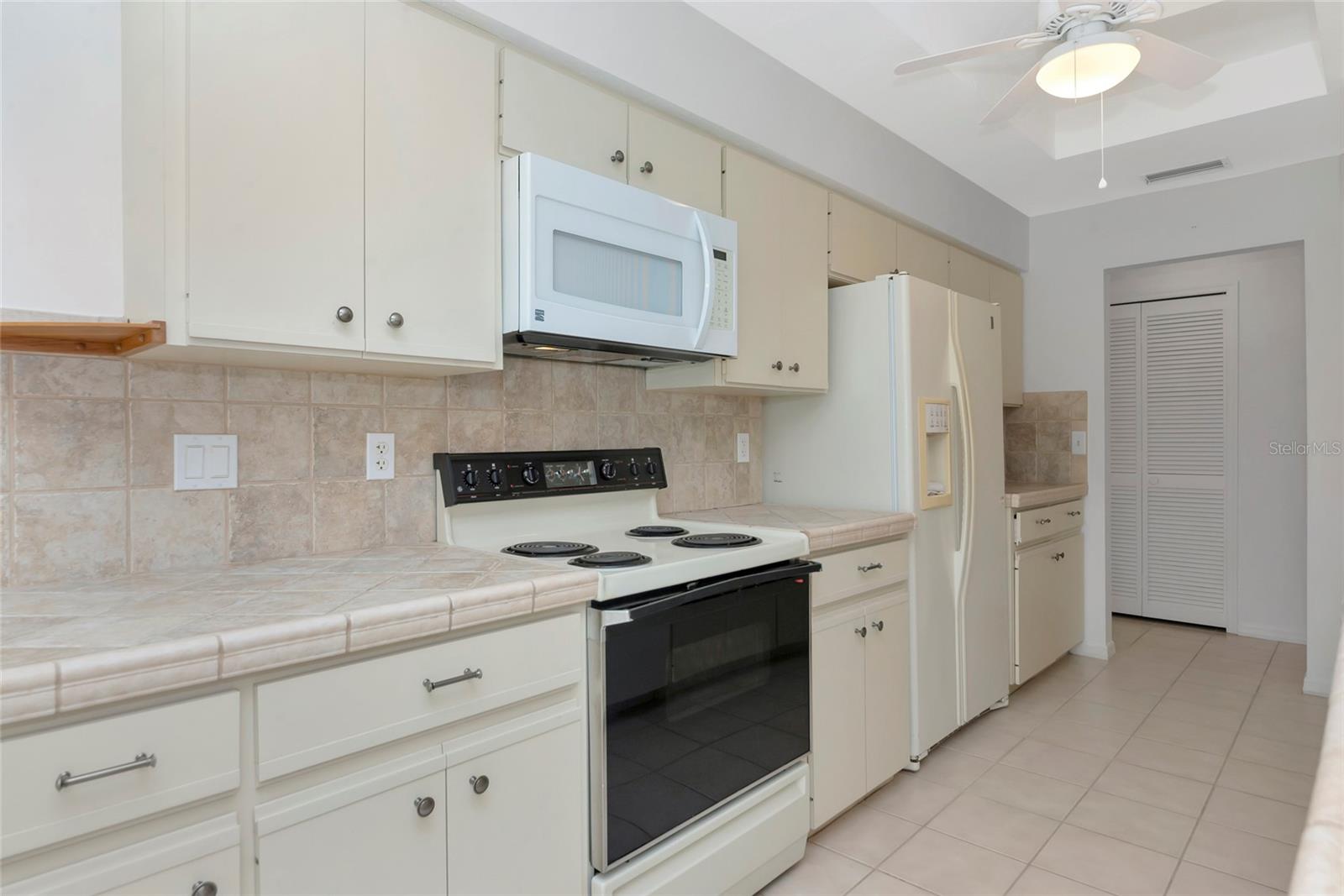 Image 11 of 38 For 5122 Wedge Court E