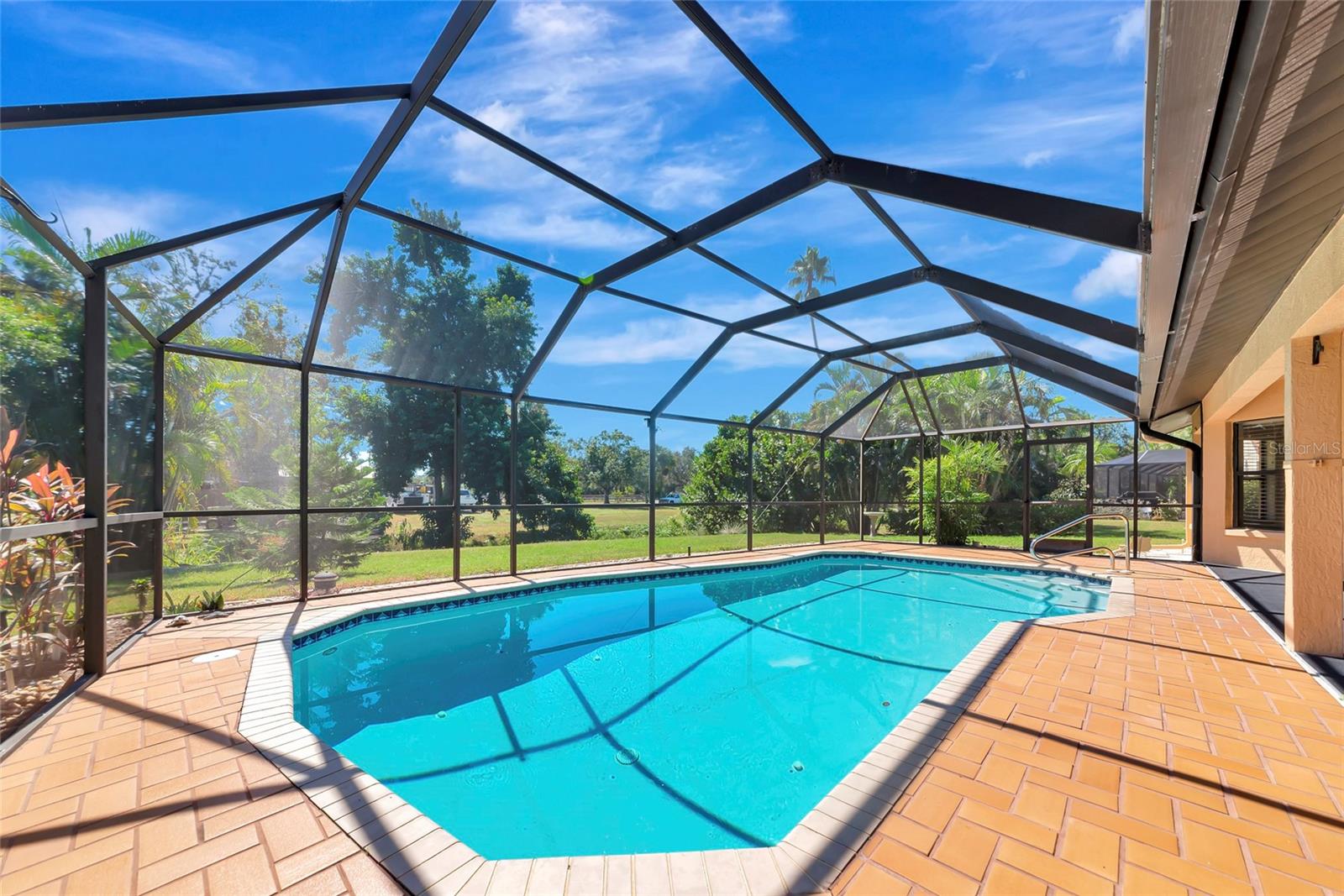 Image 2 of 38 For 5122 Wedge Court E