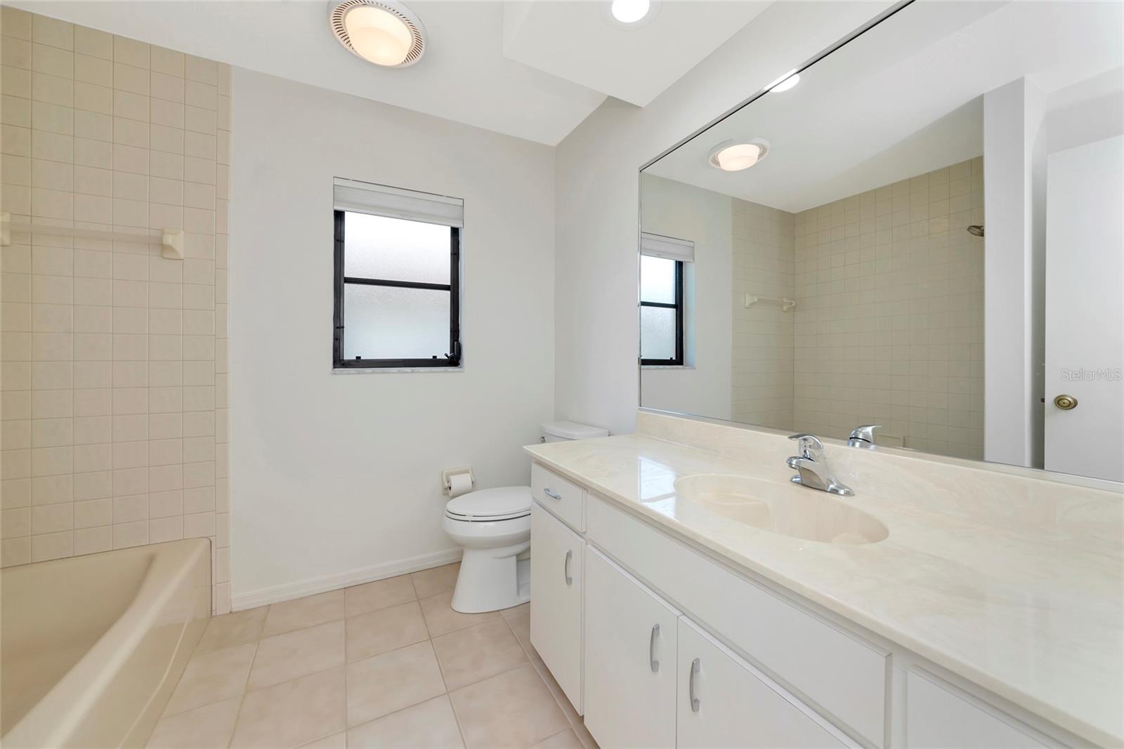 Image 23 of 38 For 5122 Wedge Court E