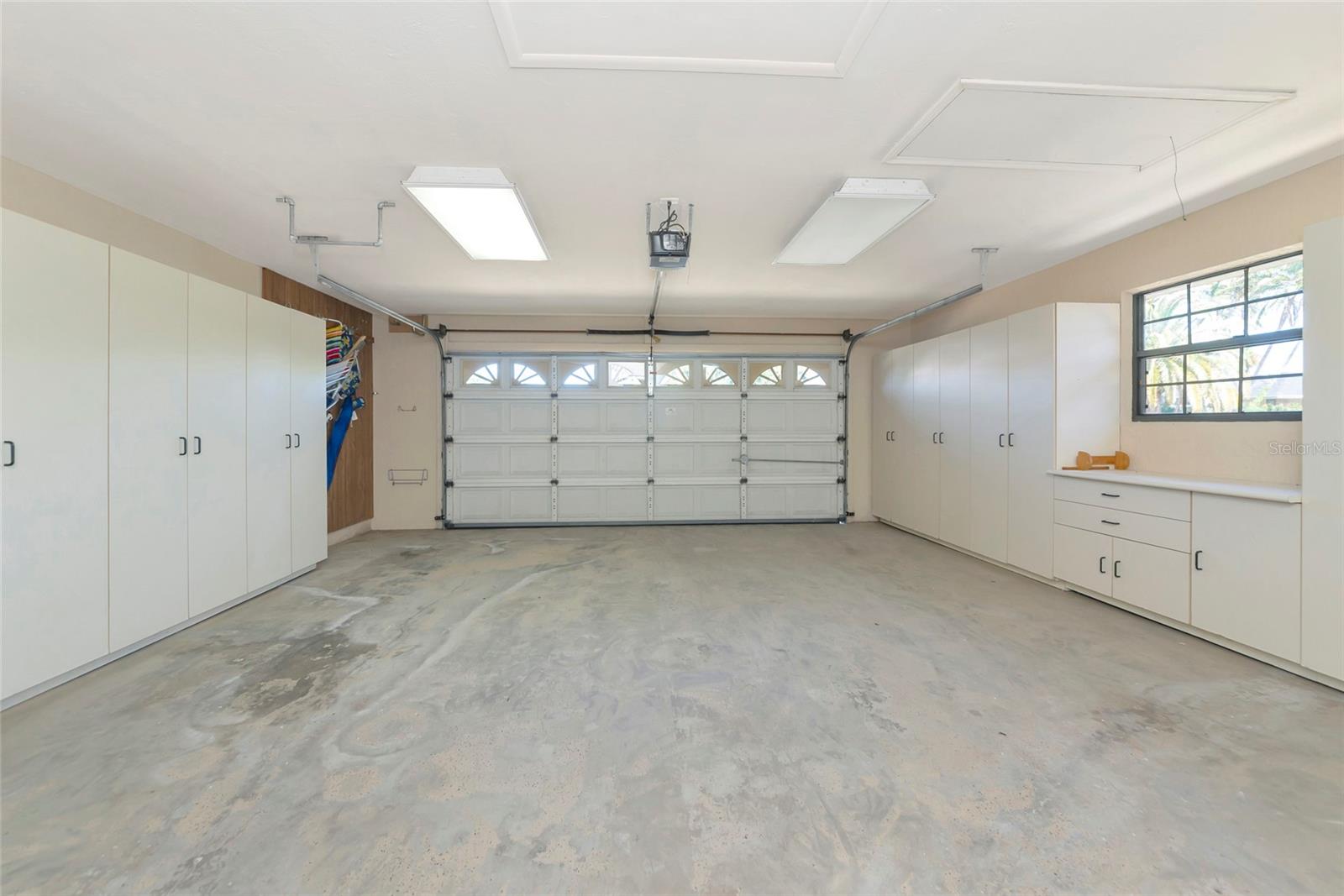 Image 27 of 38 For 5122 Wedge Court E