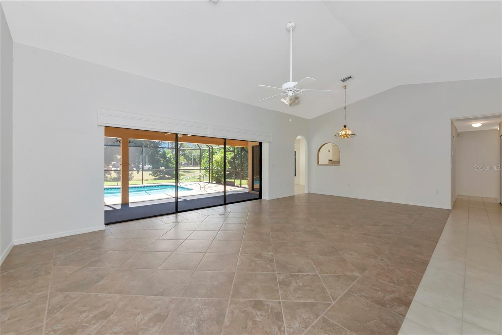 Image 4 of 38 For 5122 Wedge Court E