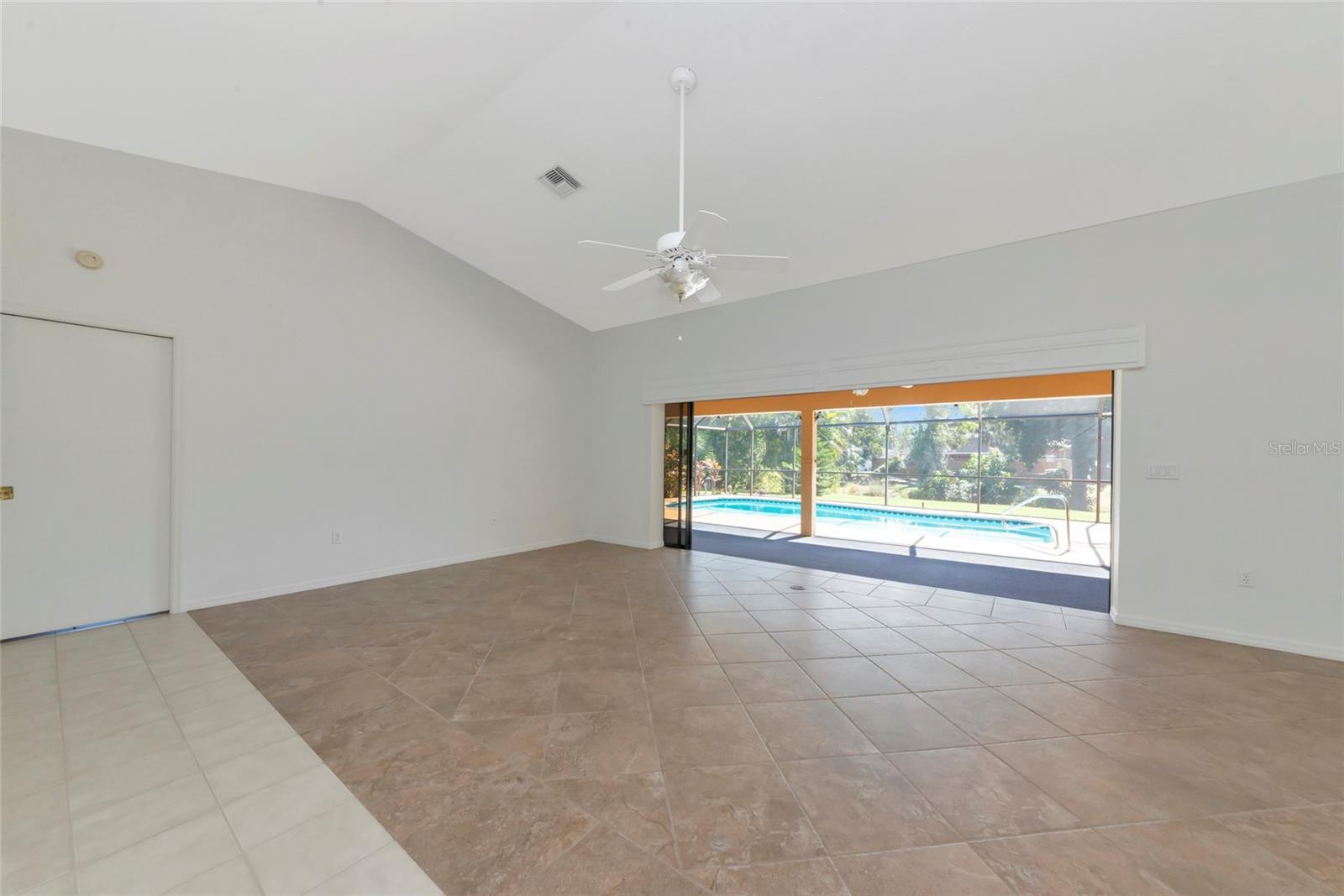 Image 5 of 38 For 5122 Wedge Court E