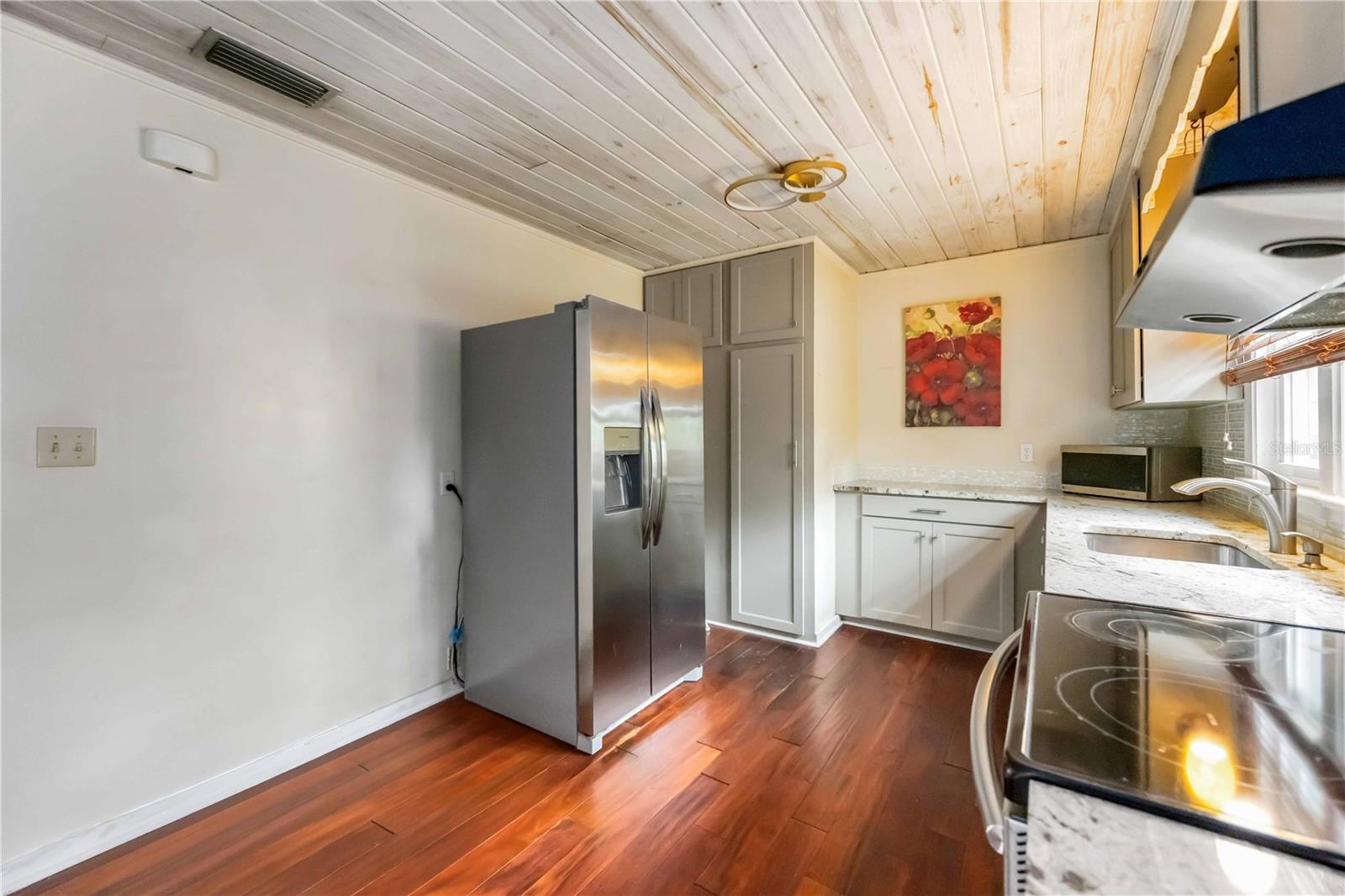 Image 12 of 45 For 816 59th Street Nw