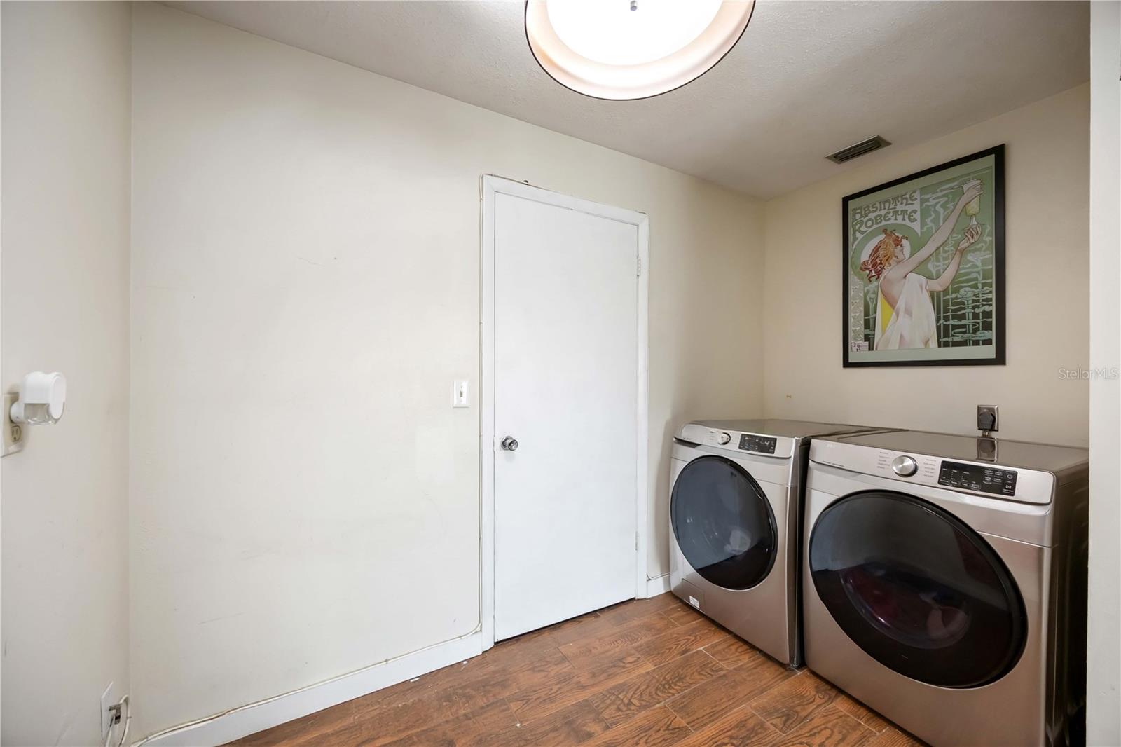 Image 27 of 45 For 816 59th Street Nw