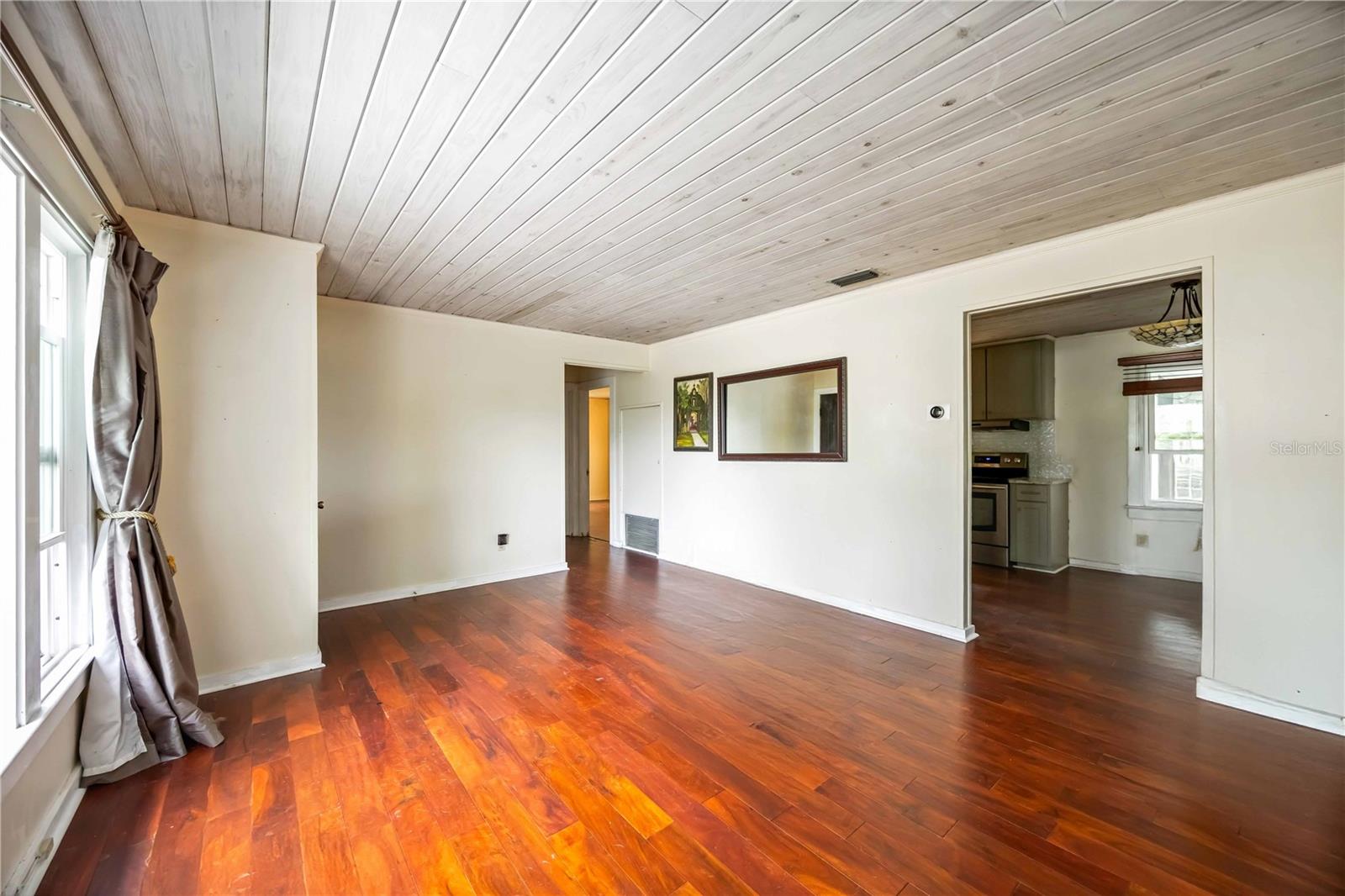 Image 8 of 45 For 816 59th Street Nw