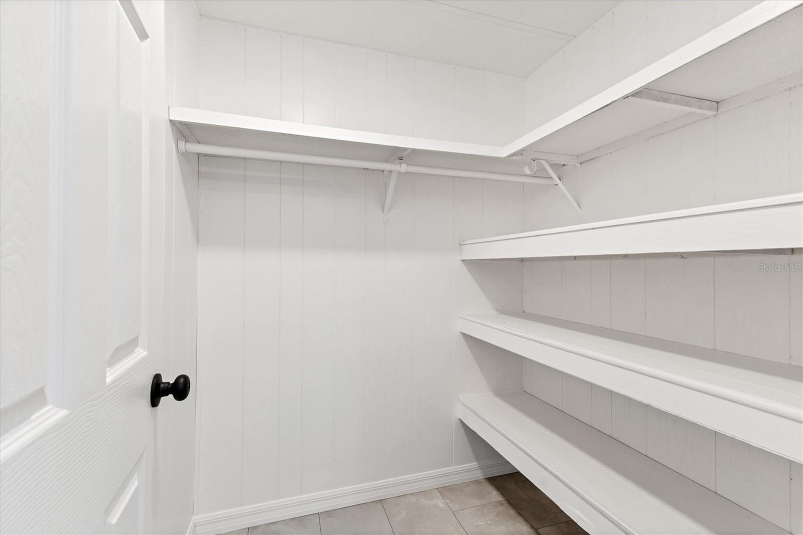 Image 14 of 37 For 6710 36th Avenue E 54