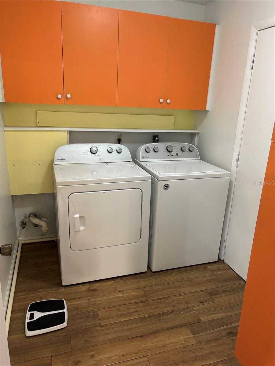 Image 21 of 21 For 2866 Rainbow Circle