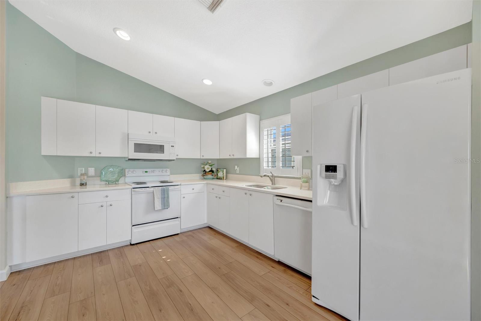 Image 33 of 69 For 1505 Terra Ceia Bay Circle 39