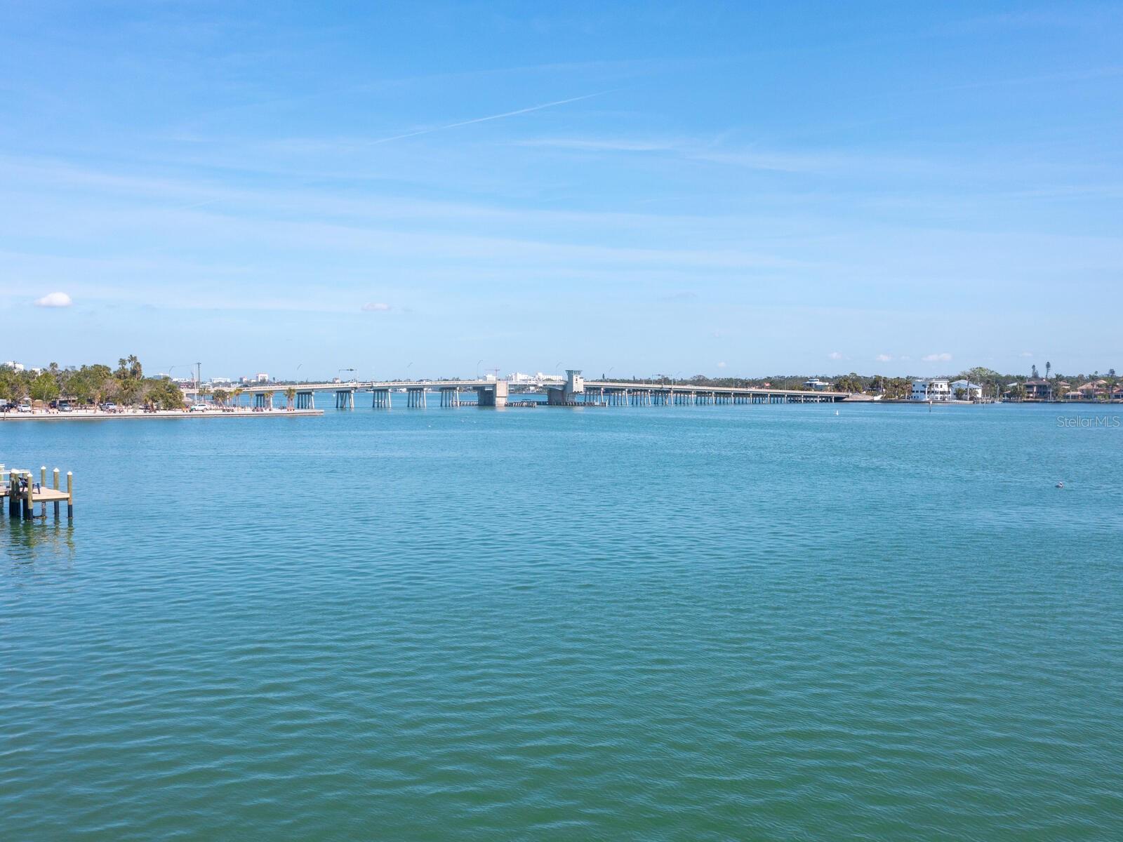 Image 27 of 59 For 894 Freeling Drive