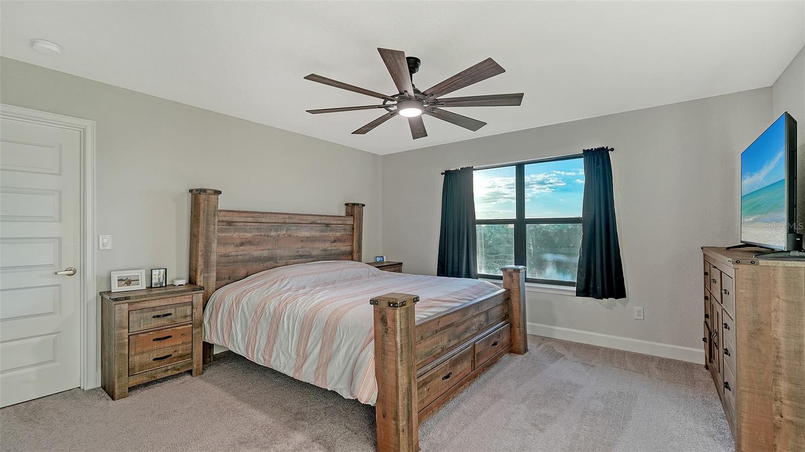 Image 23 of 56 For 16121 61st Lane E