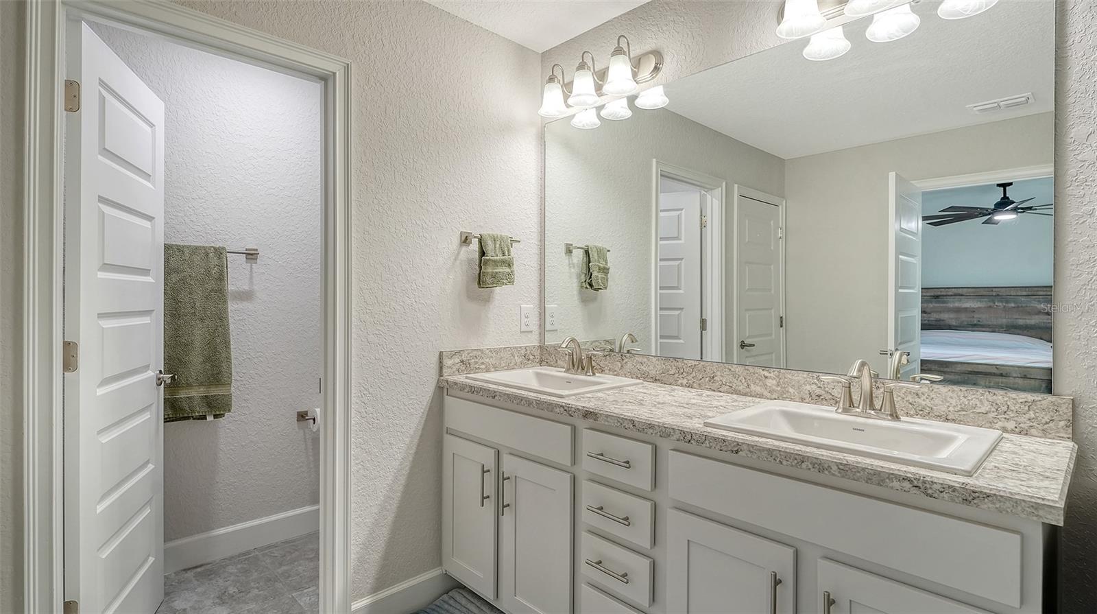 Image 26 of 56 For 16121 61st Lane E