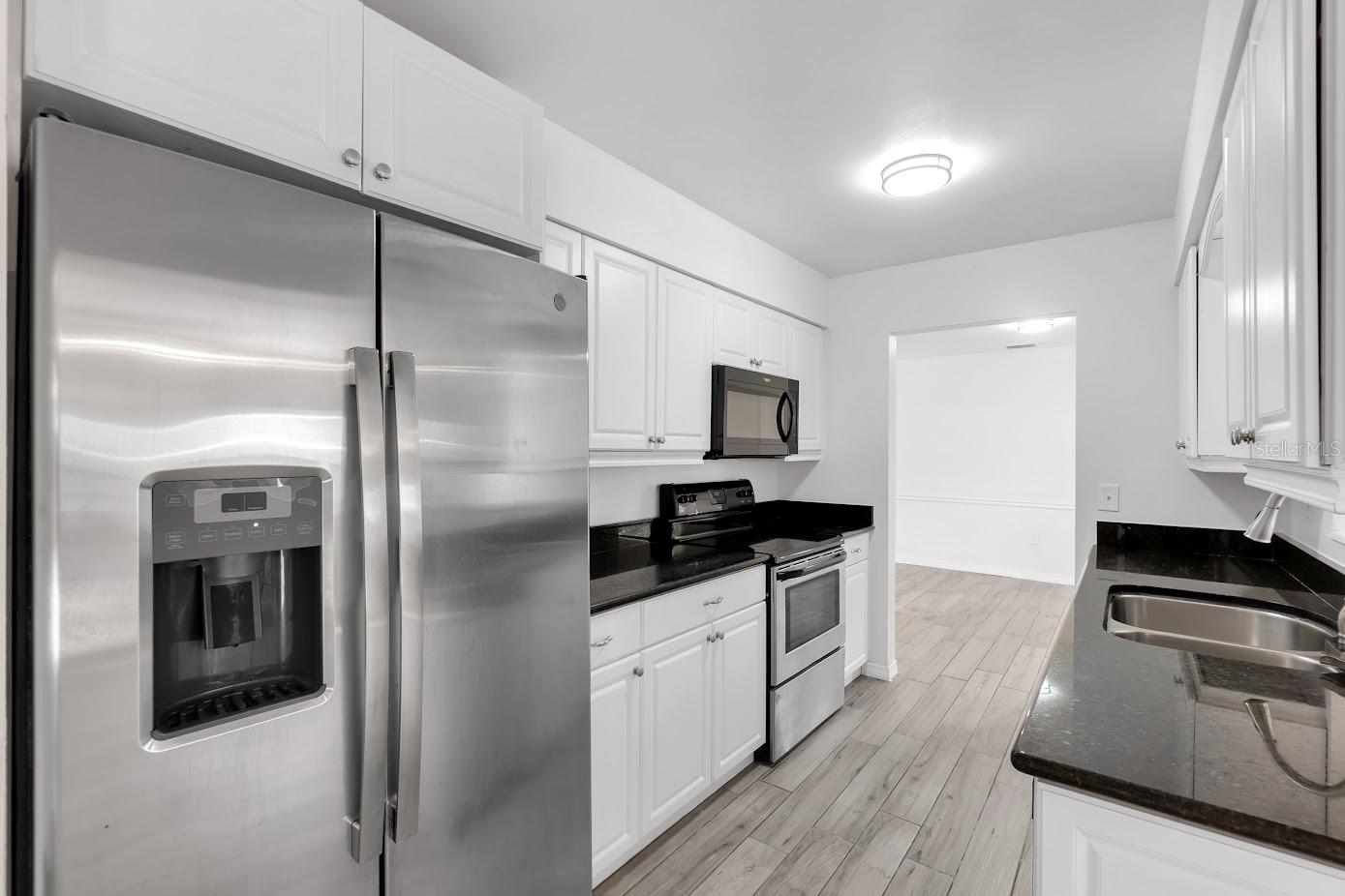 Image 14 of 40 For 2544 Orsova Way
