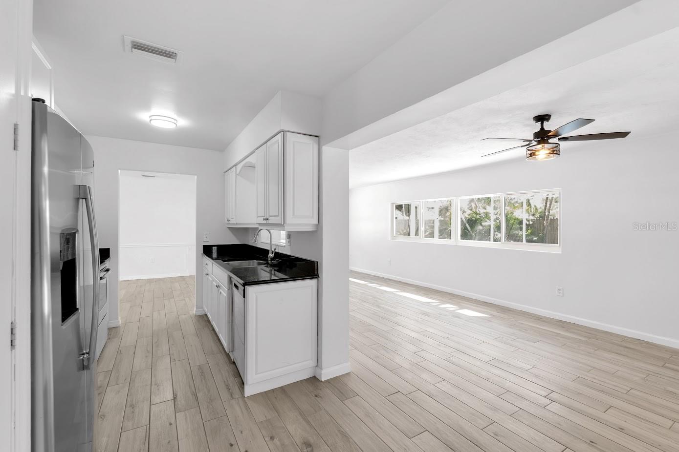 Image 16 of 40 For 2544 Orsova Way