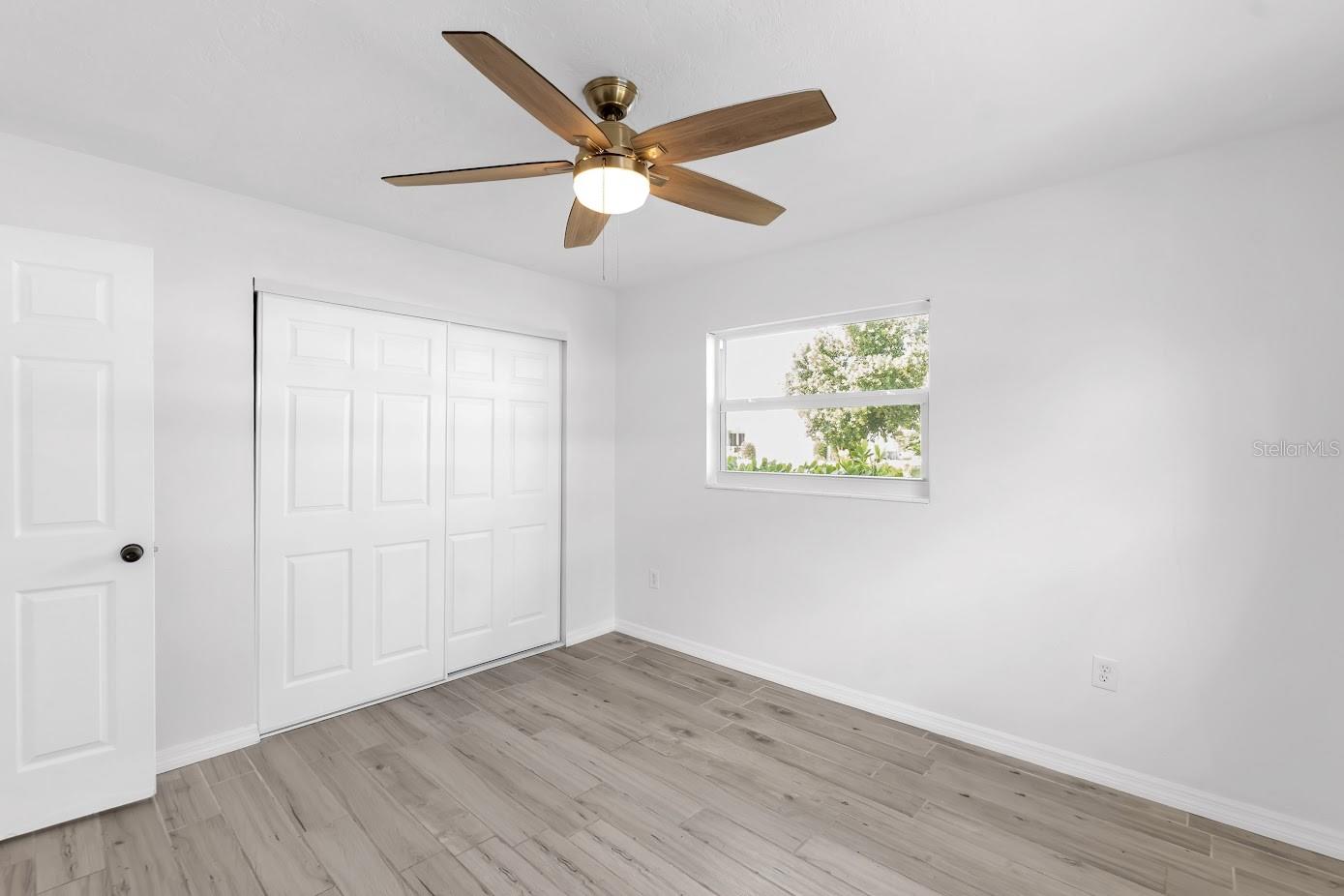 Image 20 of 40 For 2544 Orsova Way