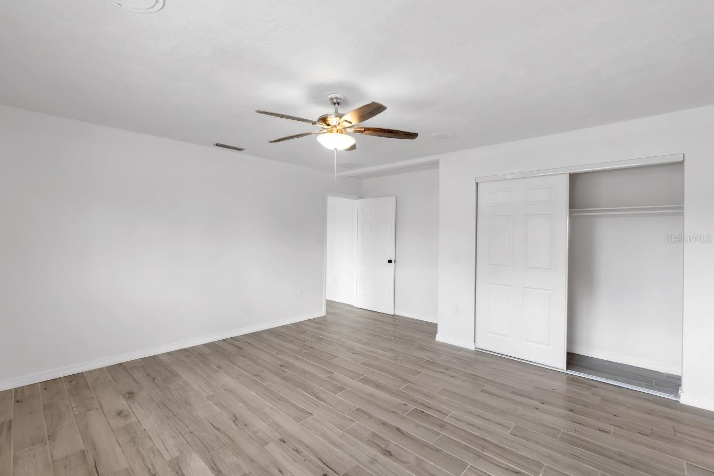 Image 24 of 40 For 2544 Orsova Way