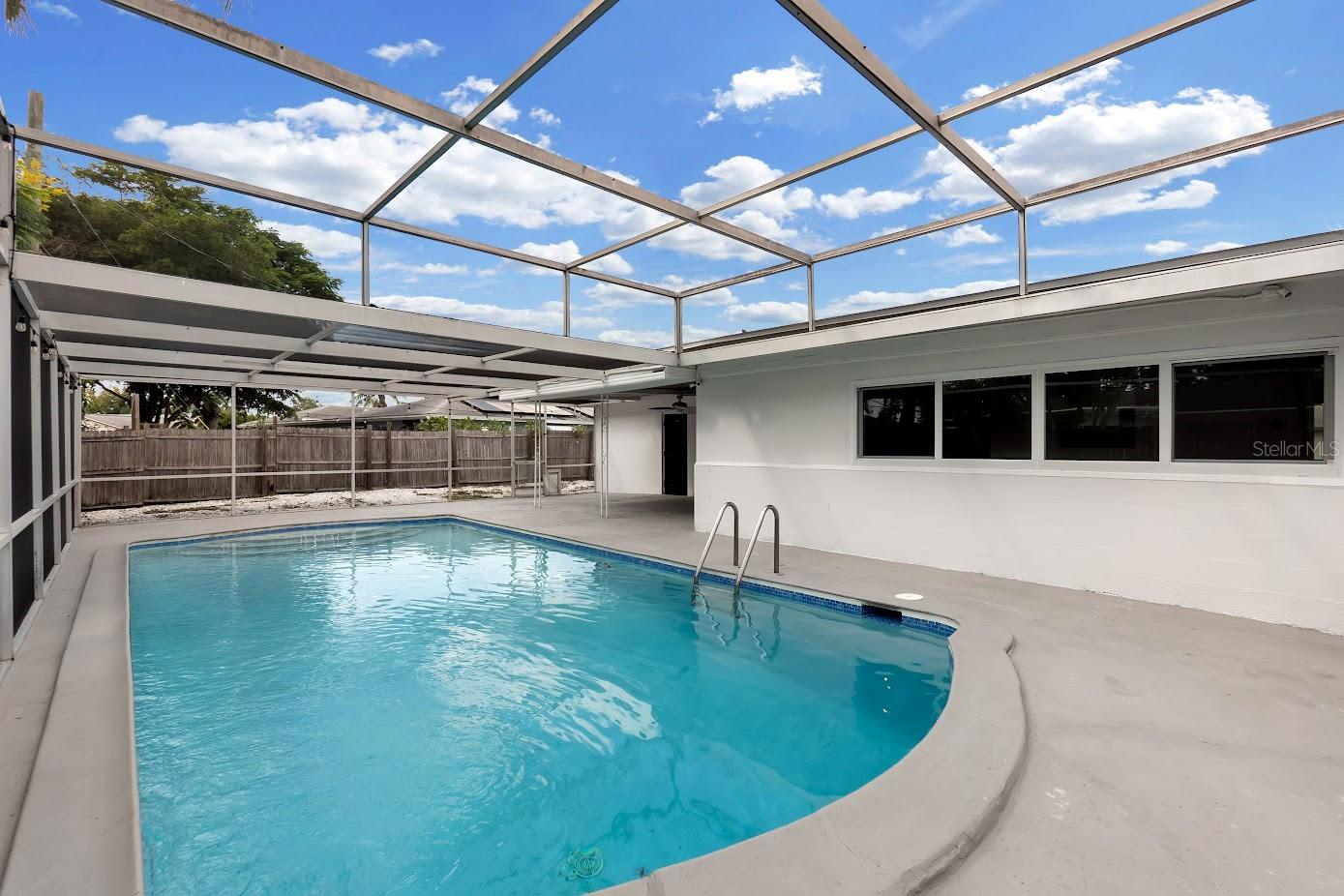 Image 32 of 40 For 2544 Orsova Way