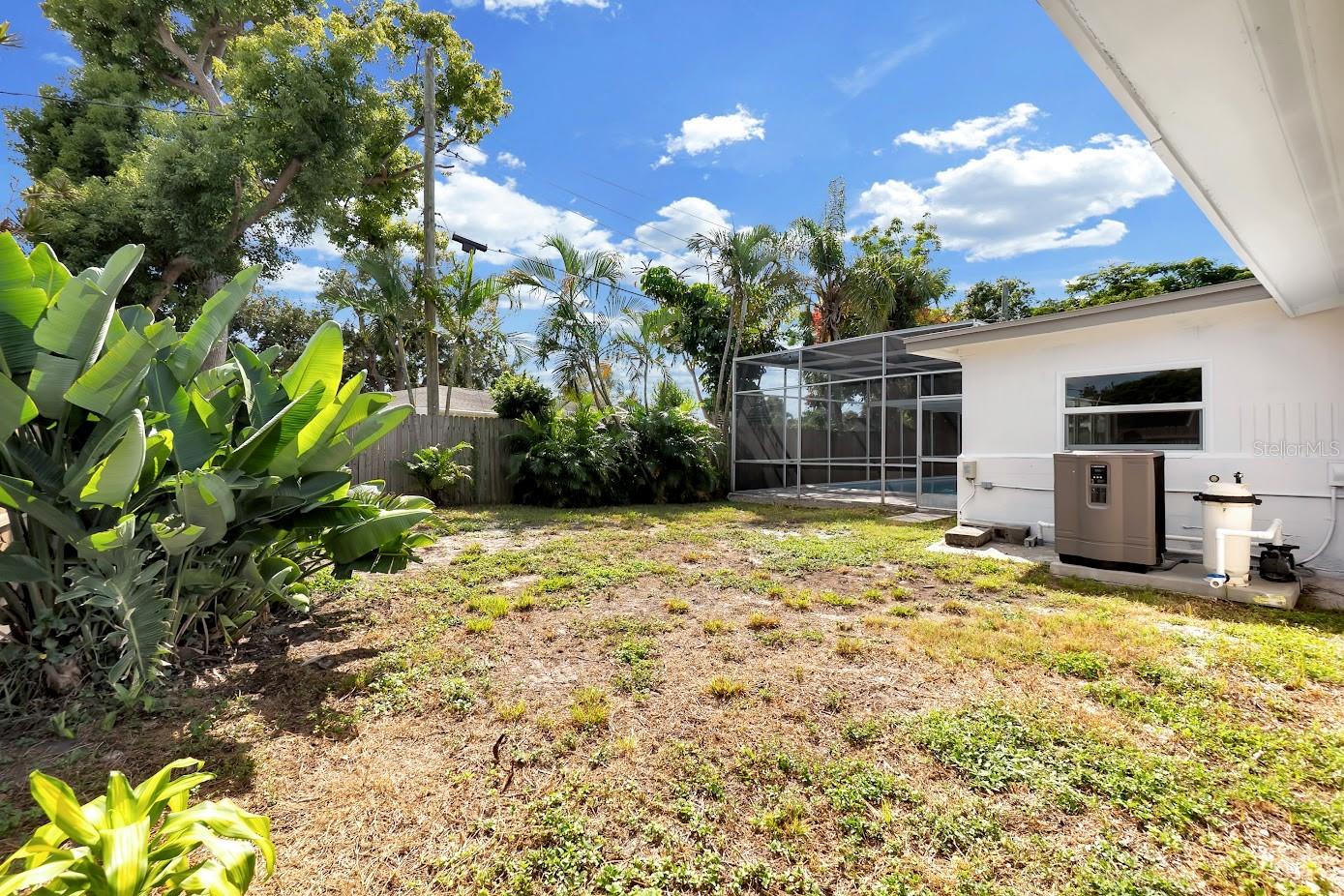 Image 33 of 40 For 2544 Orsova Way