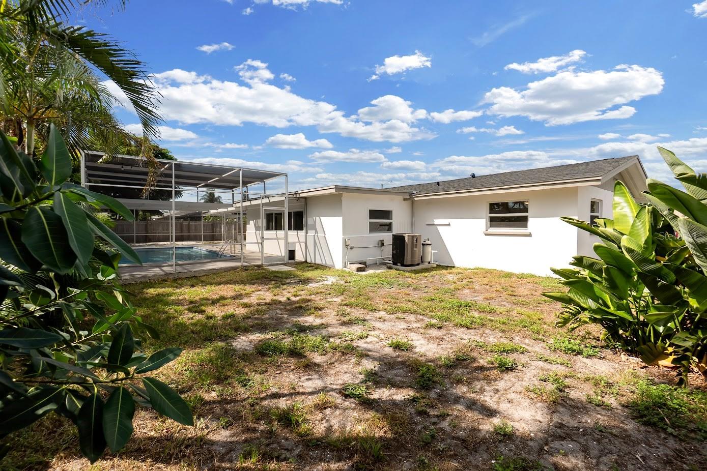 Image 34 of 40 For 2544 Orsova Way