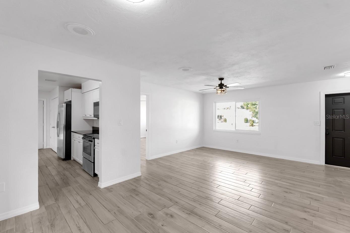Image 6 of 40 For 2544 Orsova Way